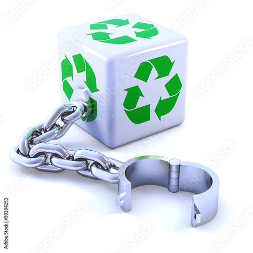 Illustration: White cube with recycle symbol and chain White cube with recycle symbol and chain