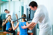 Patientin bei der Physiotherapie