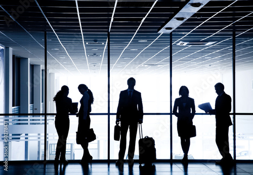 Photo: silhouettes of businesspeople silhouettes of businesspeople