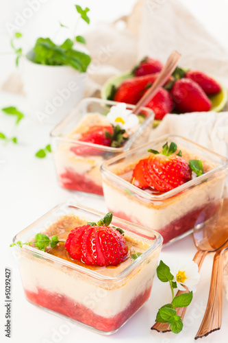 Photo: Rhubarb and strawberry dessert Rhubarb and strawberry dessert