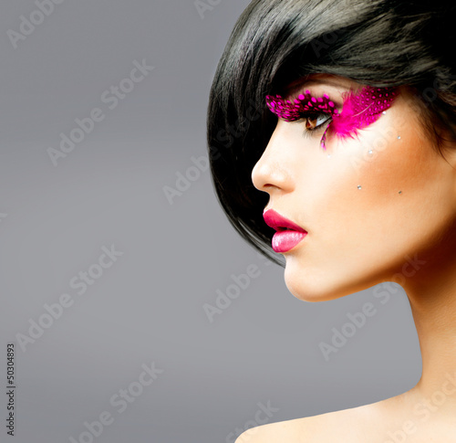 Photo: Fashion Brunette Model Portrait Fashion Brunette Model Portrait