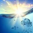 Sea wave with bubbles