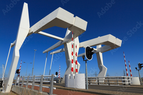 Photo: Modern, white bridge Modern, white bridge