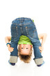 Kind schaut durch seine Beine - Child looking through his legs