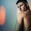 Foto: Portrait of strong athletic caucasian man. Portrait of strong athletic caucasian man.