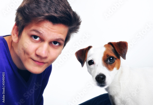 Photo: Jugendlicher mit Hund Jugendlicher mit Hund