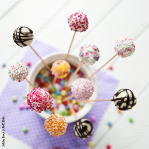 Photo: bunte cake pops bunte cake pops