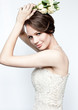 Foto: Portrait of happy bride with flowers Portrait of happy bride with flowers