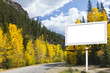 Foto: Blank Billboard Along Mountain Road in Fall Blank Billboard Along Mountain Road in Fall