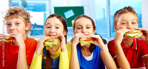 Photo: Lunch in school Lunch in school