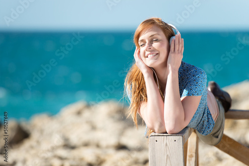 Photo: musik hören am meer musik hören am meer