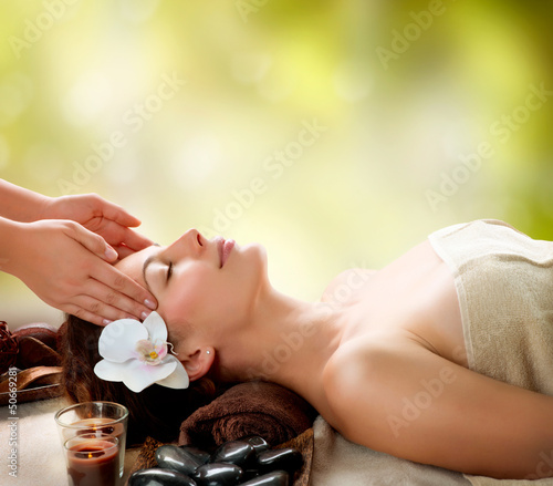 Photo: Spa Facial Massage Spa Facial Massage