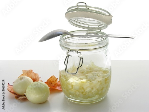 Photo: cut onions with sugar as syrup against flu cut onions with sugar as syrup against flu