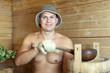 Foto: Man is steamed in the sauna Man is steamed in the sauna