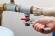 Tightening the screw