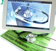 Tablet PC mit Stethoskop beim Arzt