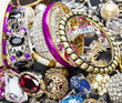 Fashionable women's jewelry