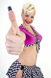 Photo: Grid-Girl hebt den Daumen Grid-Girl hebt den Daumen