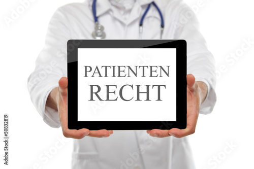 Photo: Arzt mit Schild Patientenrecht Arzt mit Schild Patientenrecht