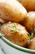 Rosmarinkartoffeln im Topf