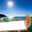 cartolina strappata con paesaggio di mare