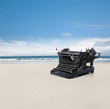 Foto: Schreibmaschine am Strand Schreibmaschine am Strand