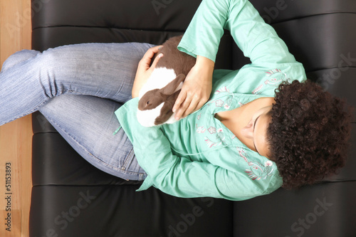 Photo: Frau mit Hase Frau mit Hase