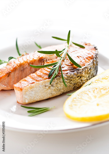 Photo: lachsfilet mit rosmarin lachsfilet mit rosmarin