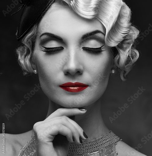 Photo: Elegant blond retro woman Elegant blond retro woman