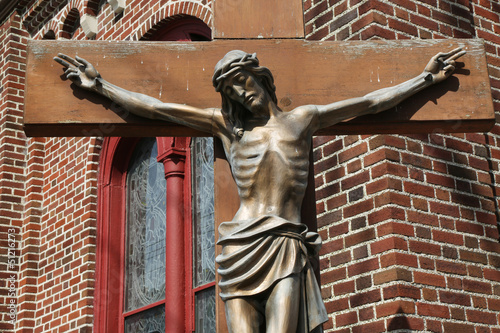 Photo: Bronze statue of Jesus Christ crucified Bronze statue of Jesus Christ crucified