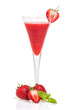 Erdbeercocktail in einer Sektflöte