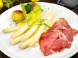 Spargel mit Schinken