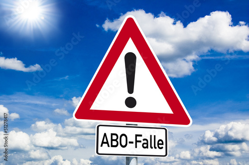 Illustration: Verkehrsschild mit Abofalle Verkehrsschild mit Abofalle