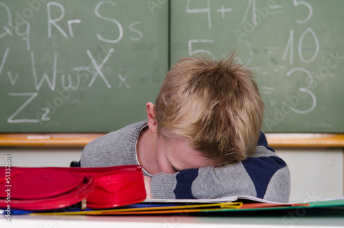 Photo: schüler schläft im unterricht schüler schläft im unterricht