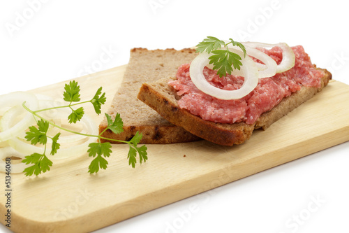 Photo: Brot mit Mett Brot mit Mett