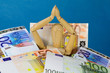 Foto: Geld bis zum Hals, q. Geld bis zum Hals, q.