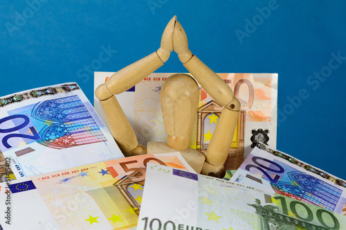 Photo: Geld bis zum Hals, q. Geld bis zum Hals, q.