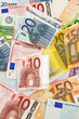 Viele verschiedene Euro-Geldscheine