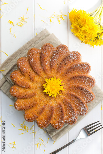 Photo: Cake with dandelion's flowers Cake with dandelion's flowers