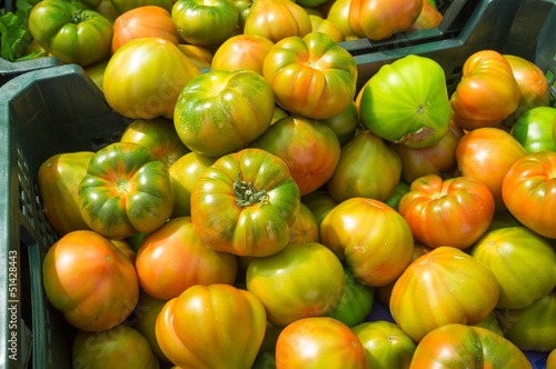 Photo: Fresh green tomatoes Fresh green tomatoes