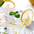 lemonade with ice and mint