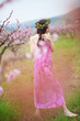 Foto: Woman in spring garden Woman in spring garden