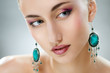 Foto: woman with jewelry woman with jewelry