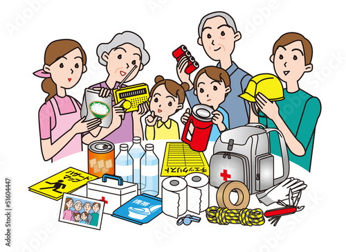 Illustration: 防災_家族で非常持ち出し品チェック 防災_家族で非常持ち出し品チェック