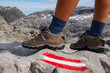 Foto: marked trail and feet marked trail and feet