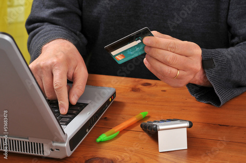 Photo: Achats sur le web Achats sur le web