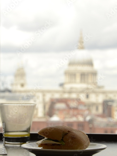 Photo: Un pranzo londinese Un pranzo londinese