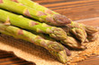 Frischer grüner Spargel