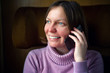 Foto: Woman talkning on mobile phone. Woman talkning on mobile phone.