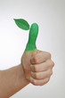 Grüner Daumen mit Blatt